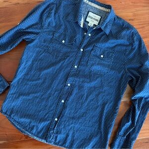 🦊 Blue Casual Button Down Shirt with Pearl Snaps by Ditch Plains
